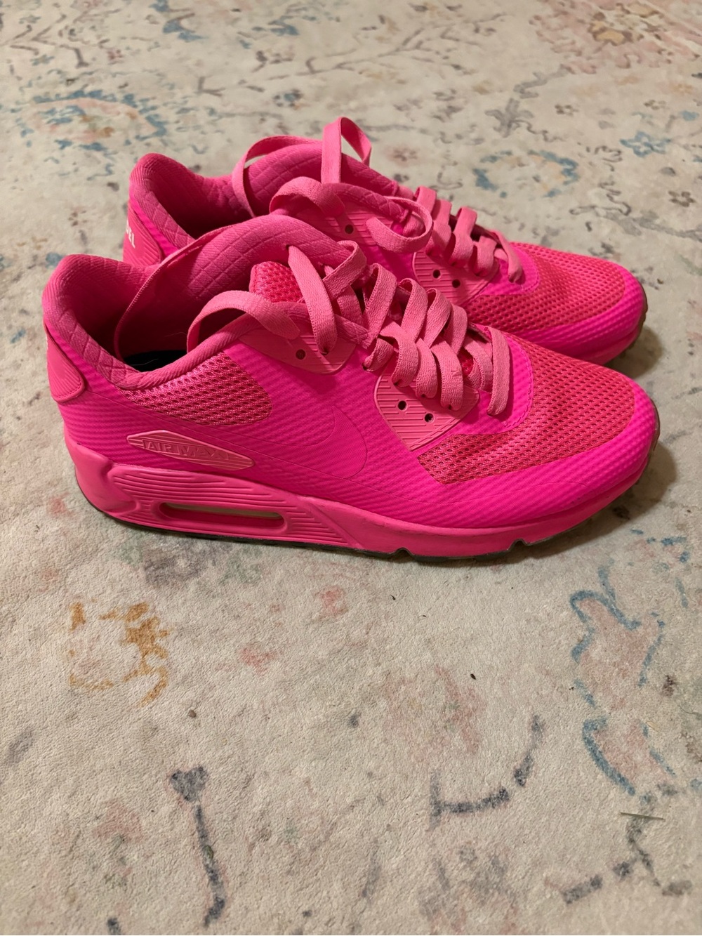 Women’s Nike Air Max 90 Hyperfuse Premium iD Pink SZ 6z